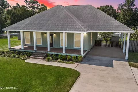 Exterior - 106 Pete Pitts Rd, Lucedale, MS 39452 photo 3 of 12