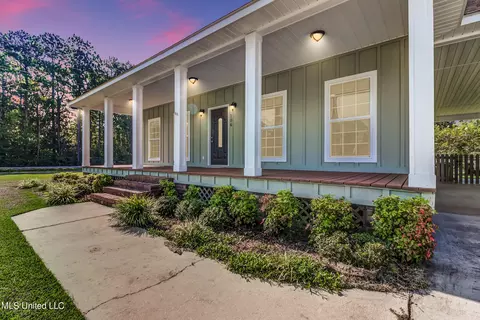 106 Pete Pitts Rd, Lucedale, MS 39452