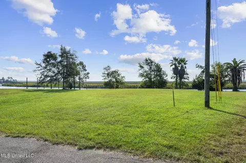2452 Iki Pl, Diamondhead, MS 39525 photo 10