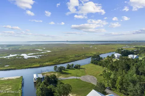 2452 Iki Pl, Diamondhead, MS 39525 photo 8