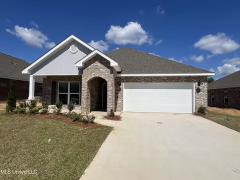 17763 Kelso Dr, D'iberville, MS 39540