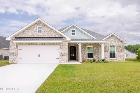 6706 Maurepas Cir, Ocean Springs, MS 39564