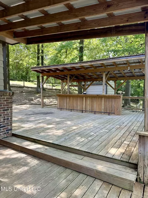 Exterior - 10935 Loch Venarcher Cv, Hernando, MS 38632 photo 8 of 12