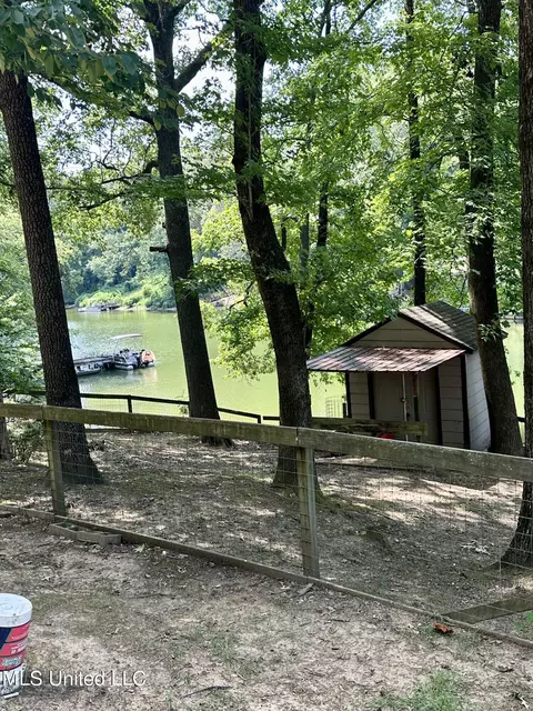 Exterior - 10935 Loch Venarcher Cv, Hernando, MS 38632 photo 5 of 12