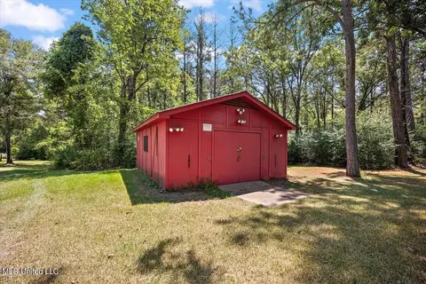 Other - 4926 Robinson Rd, Jackson, MS 39204 photo 9 of 13