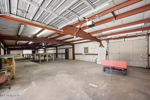 Other - 4926 Robinson Rd, Jackson, MS 39204 photo 11 of 13