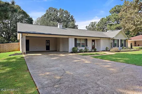 1106 SE 4th St, Magee, MS 39111 photo 3