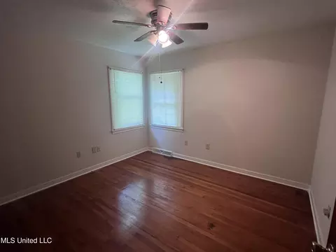 Bedroom - 726 Witsell Rd, Jackson, MS 39206 photo 2 of 2