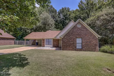 6650 Hickory Crest Dr, Walls, MS 38680