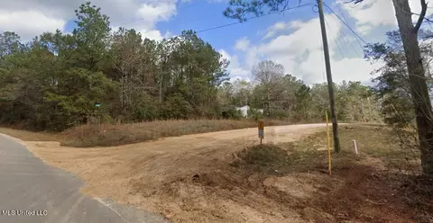 4 Embry Ln, Brooklyn, MS 39425 photo 2