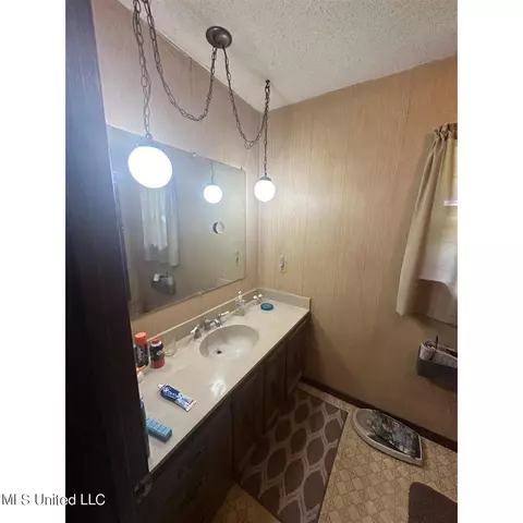 20362 Hill Top Rd, Saucier, MS 39574 photo 10