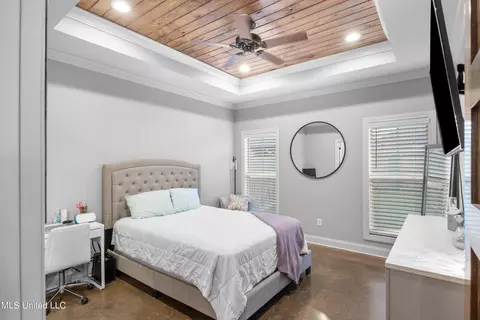 Bedroom - 712 Sawgrass Lakes Dr, Brandon, MS 39042 photo 1 of 6