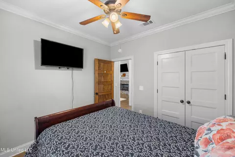 Bedroom - 712 Sawgrass Lakes Dr, Brandon, MS 39042 photo 6 of 6