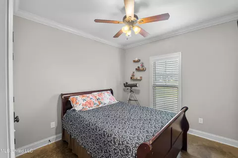 Bedroom - 712 Sawgrass Lakes Dr, Brandon, MS 39042 photo 5 of 6