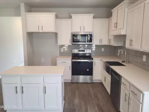 87121 Highpoint Dr, Diamondhead, MS 39525 photo 8