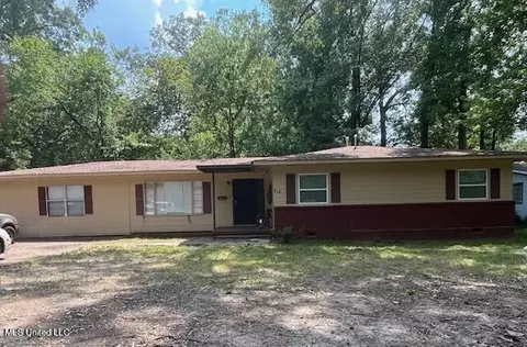 515 Meadowbrook Rd, Jackson, MS 39206