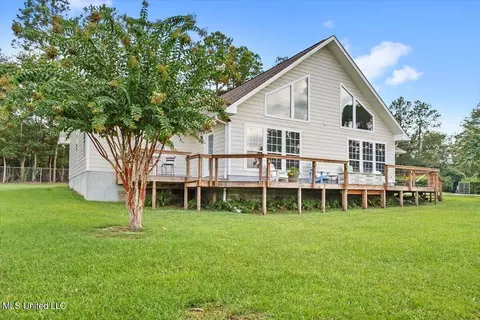 20120 Park Ct, Saucier, MS 39574