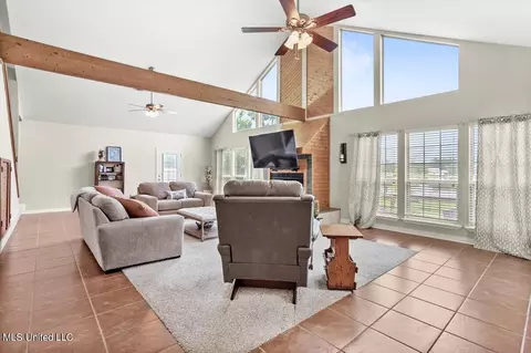 Living - 20120 Park Ct, Saucier, MS 39574 photo 1 of 1