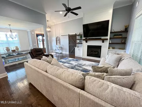 3301 Fossil Hill Dr, Hernando, MS 38632 photo 13