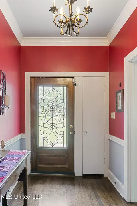 Entry Way - 4025 Oakridge Dr, Jackson, MS 39216 photo 1 of 1