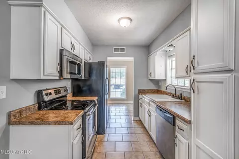 4587 S Big Horn Dr, Nesbit, MS 38651 photo 14