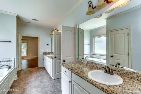 130 Marion Dr, Clinton, MS 39056 photo 34