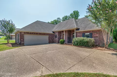 130 Marion Dr, Clinton, MS 39056 photo 4