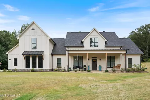 399 Highway 305, Olive Branch, MS 38654