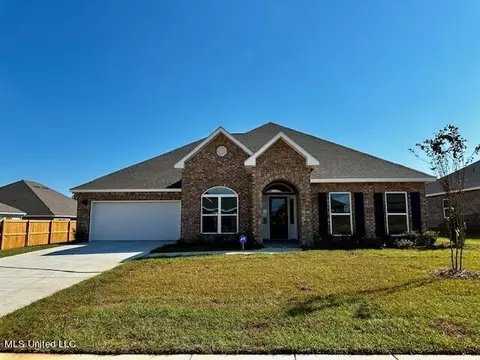4956 Fern Dr, D'iberville, MS 39540