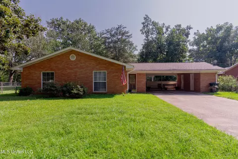 550 W Main St, Raymond, MS 39154
