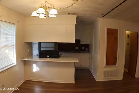 6505 Lyndon B Johnson Drive Dr, Jackson, MS 39213 photo 3