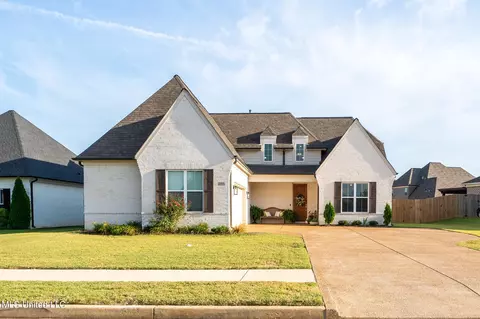 2317 Spring Ridge Dr, Hernando, MS 38632