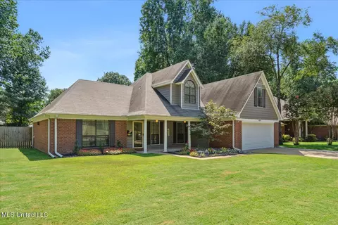 5870 Morganton Dr, Olive Branch, MS 38654 photo 2