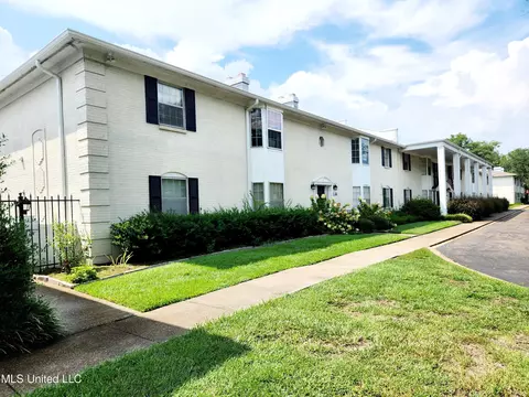 5025 Wayneland Dr #B3, Jackson, MS 39211