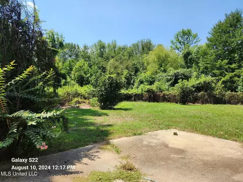2829 Comfort St, Jackson, MS 39213 photo 3