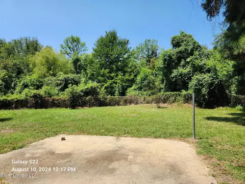 2829 Comfort St, Jackson, MS 39213 photo 4