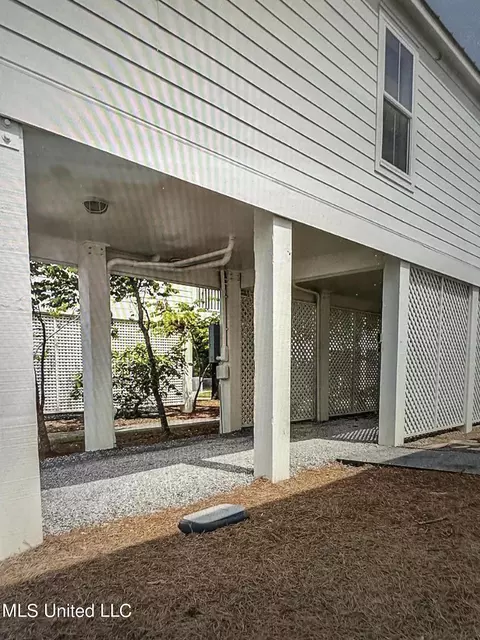 Exterior - 215 E 2nd St #37B, Pass Christian, MS 39571 photo 5 of 5
