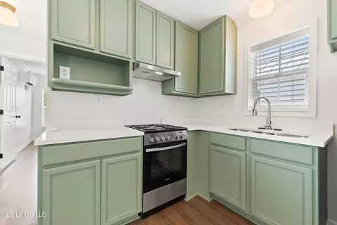 Kitchen - 215 E 2nd St #37B, Pass Christian, MS 39571 photo 2 of 2