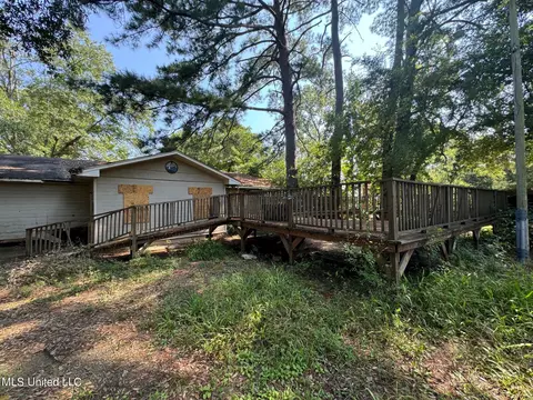 831 Raymond Rd, Jackson, MS 39204 photo 10