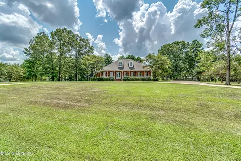 Exterior - 166 Brookstone Way, Madison, MS 39110 photo 2 of 20