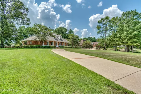 Exterior - 166 Brookstone Way, Madison, MS 39110 photo 3 of 20