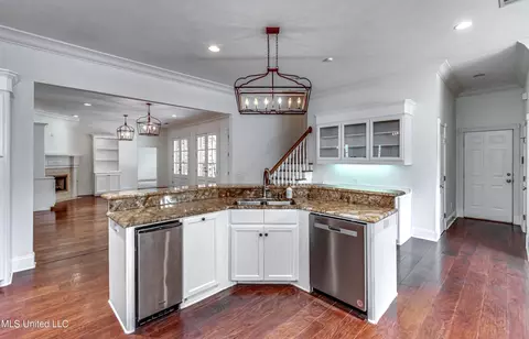 Kitchen - 166 Brookstone Way, Madison, MS 39110 photo 2 of 9