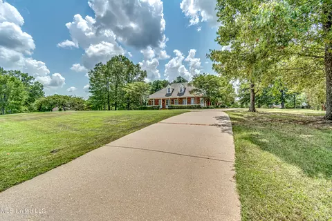 Exterior - 166 Brookstone Way, Madison, MS 39110 photo 8 of 20