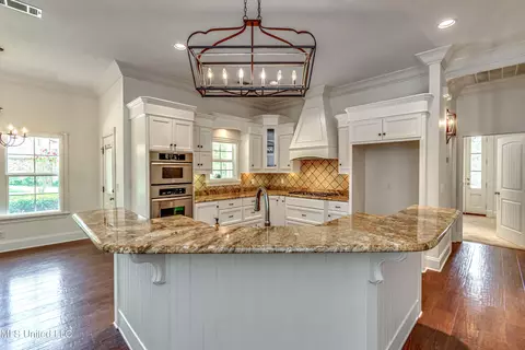 Kitchen - 166 Brookstone Way, Madison, MS 39110 photo 4 of 9