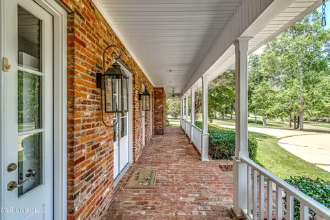 Exterior - 166 Brookstone Way, Madison, MS 39110 photo 7 of 20