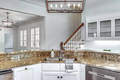 Kitchen - 166 Brookstone Way, Madison, MS 39110 photo 1 of 9