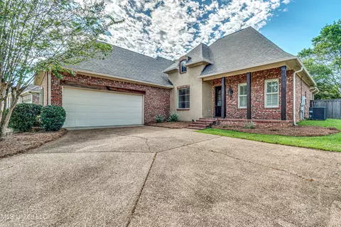 105 Hallmark Pl, Madison, MS 39110