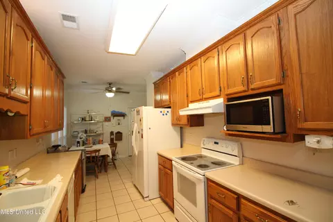 Kitchen - 3630 Tanna Cv, Hernando, MS 38632 photo 1 of 1