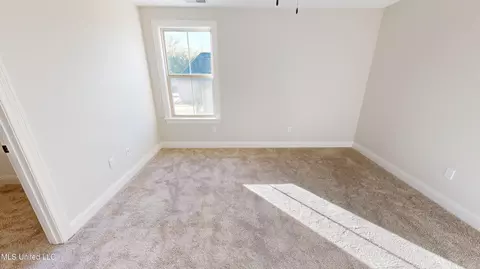 Bedroom - 4198 Brooke Dr, Nesbit, MS 38651 photo 2 of 4