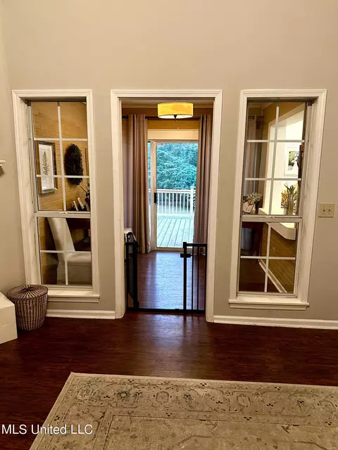 211 N Place Dr, Madison, MS 39110 photo 9
